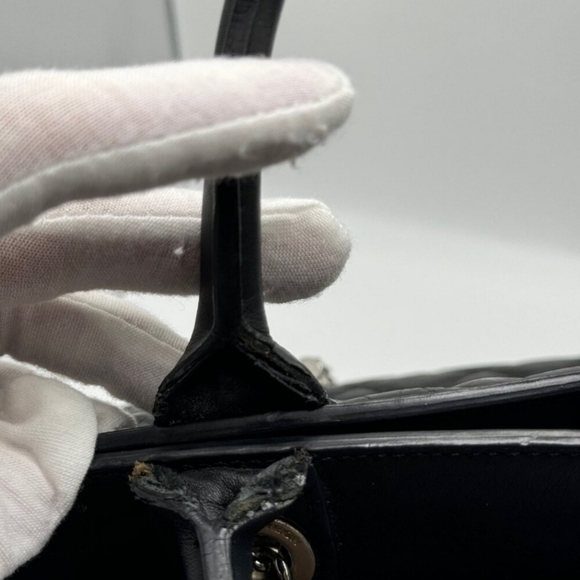 Chanel - Picture 9 of 13